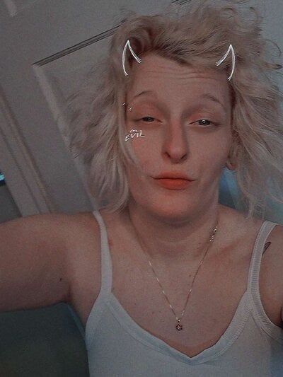 KITTYBOOBOOFUXX