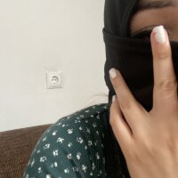 saraa_Mo_arabic1's Offline XXX Chat