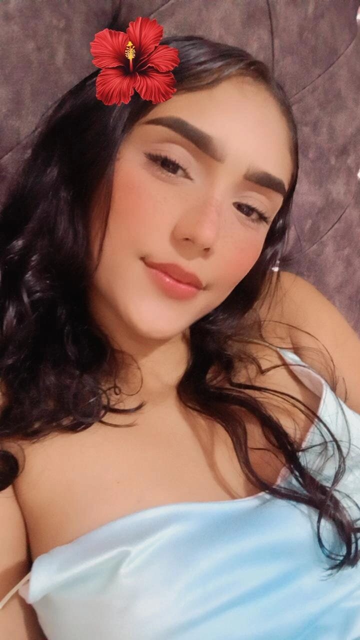 chloee_ross