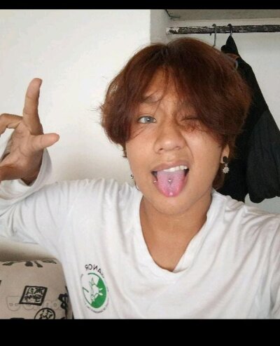 valerios_18 from stripchat
