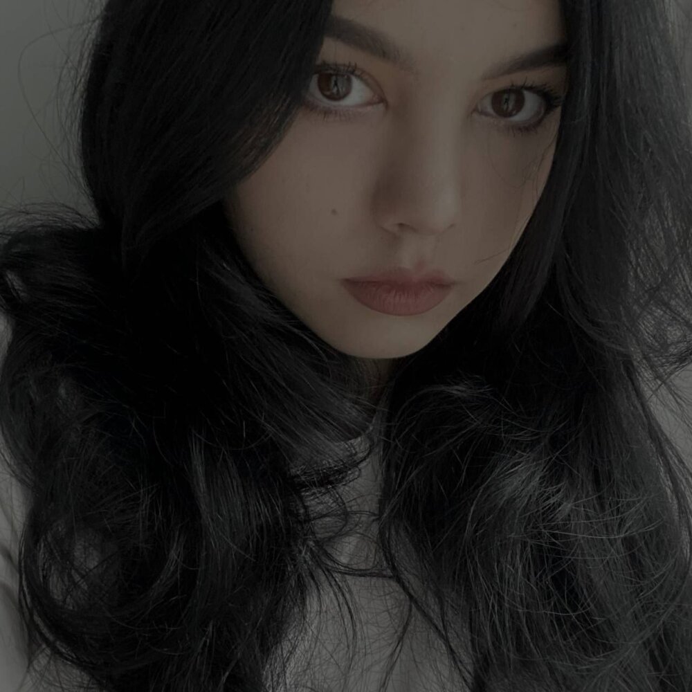 Live sex webcam photo for SonyDiamond #289442454