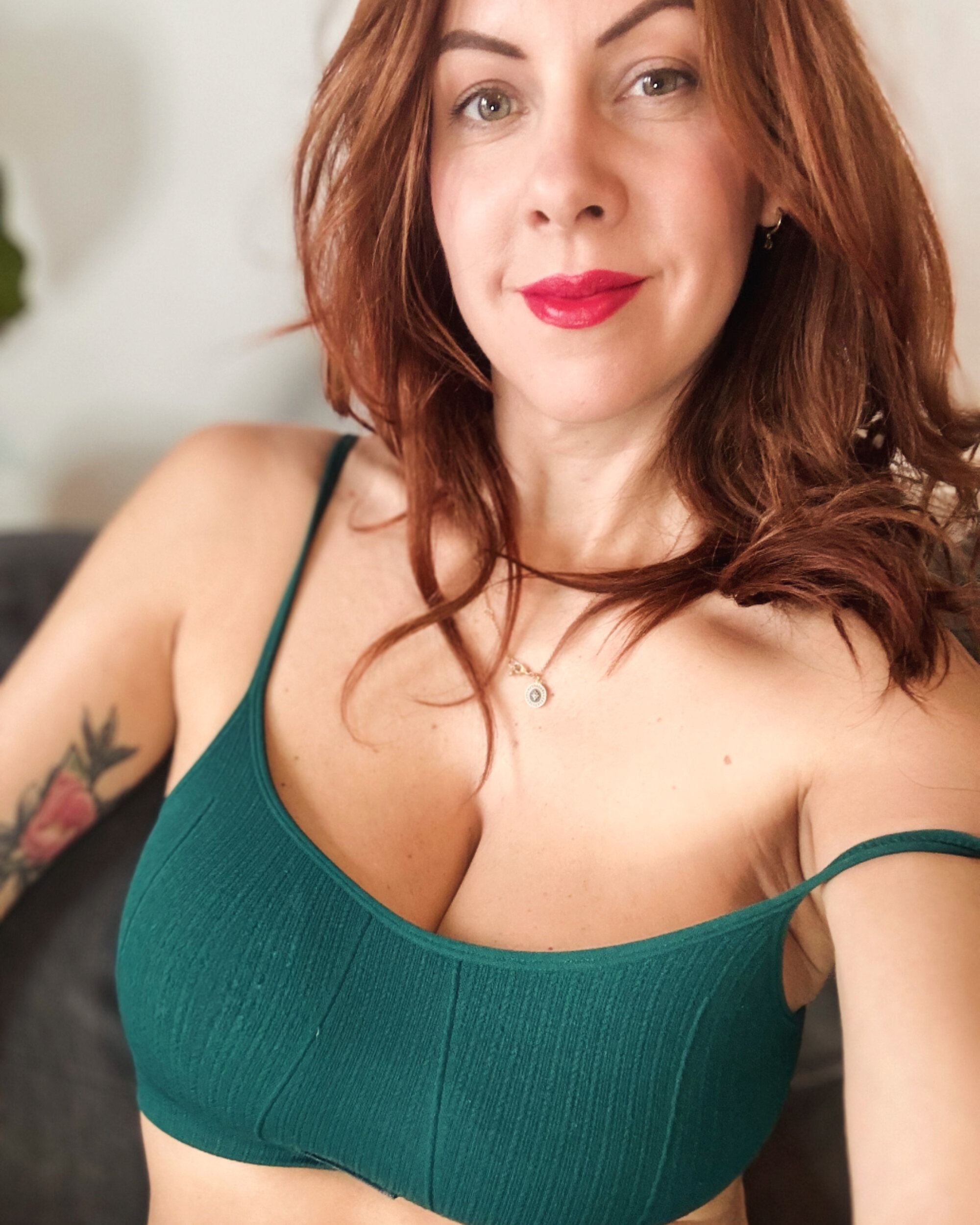 elleblackmagpie