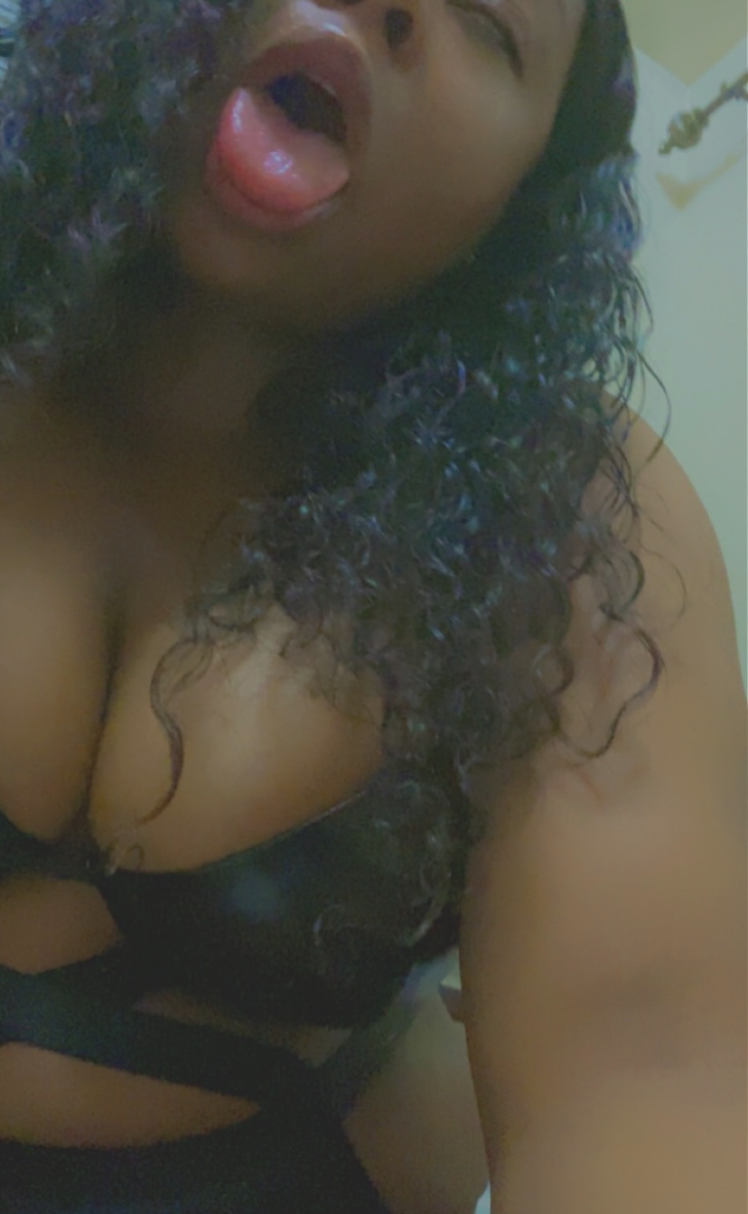 rudecam.live chyinna livesex profile in mentally-im-constantly-everywhere cams