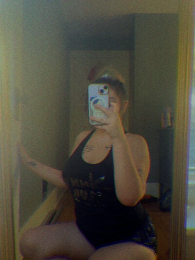 Kayliee420 - big tits white