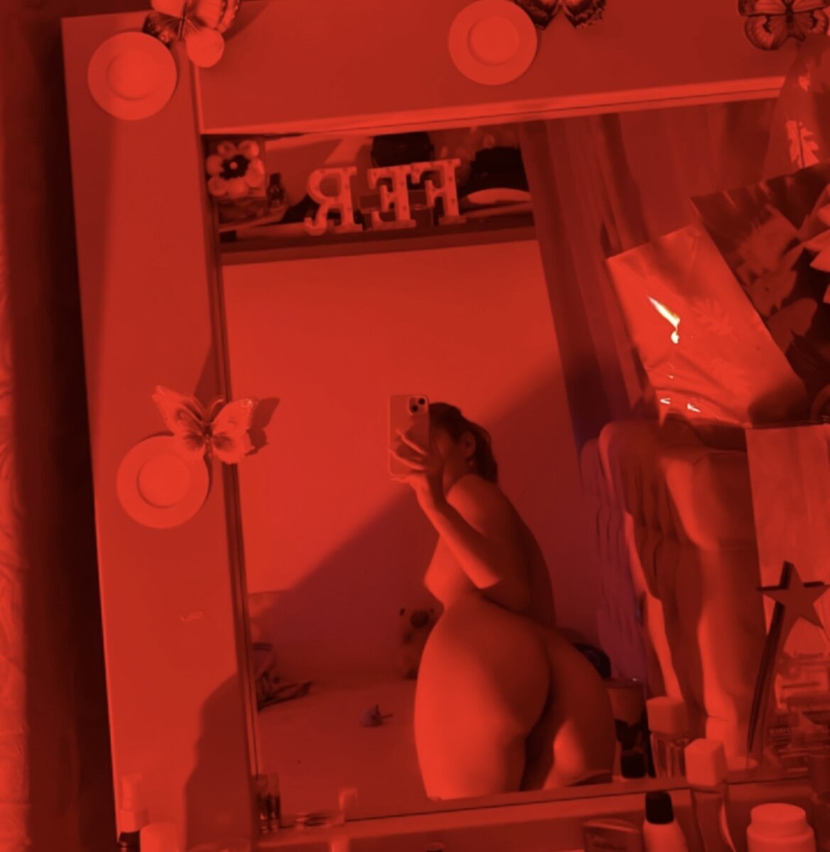 Girl_Red__