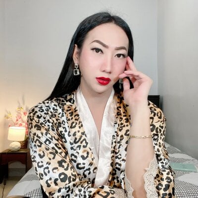 Empress_Ki private show