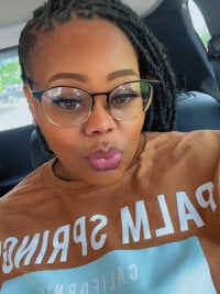 cinnabunnie22's webcam live show