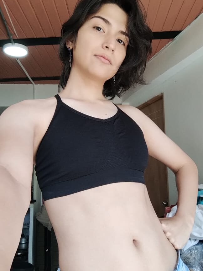 SkyAmber8's Offline XXX Chat