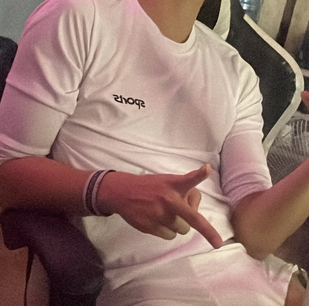 Wuza-H's Offline XXX Chat