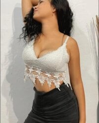 saramontiel69's Offline Chat Room