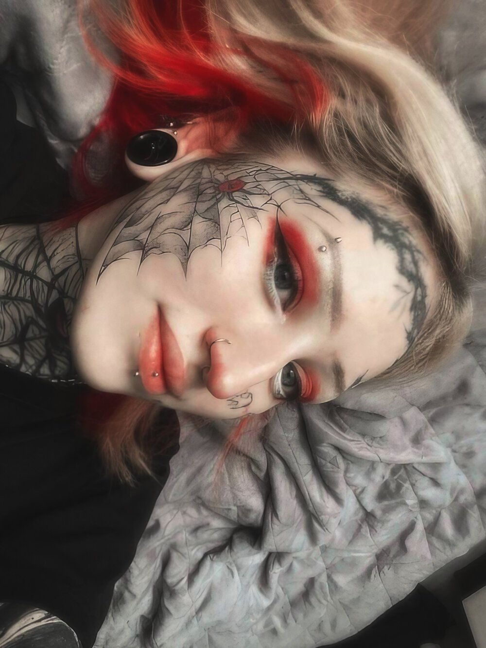 CatherynGoodie's Offline XXX Chat