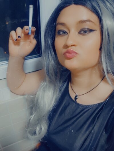 elizabeth_snow from stripchat