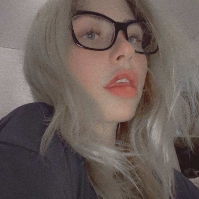 _dori webcam profile - British