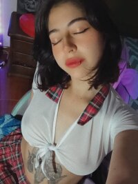 Lily_gh1's Offline XXX Chat