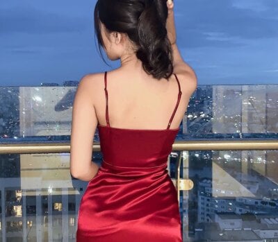 Linh_barbie2