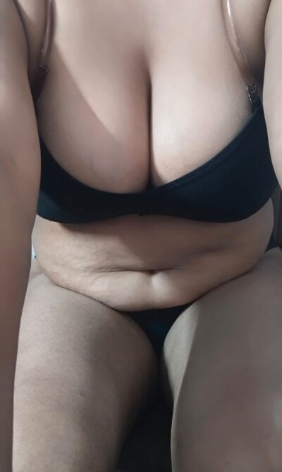 supergirl-24 from stripchat