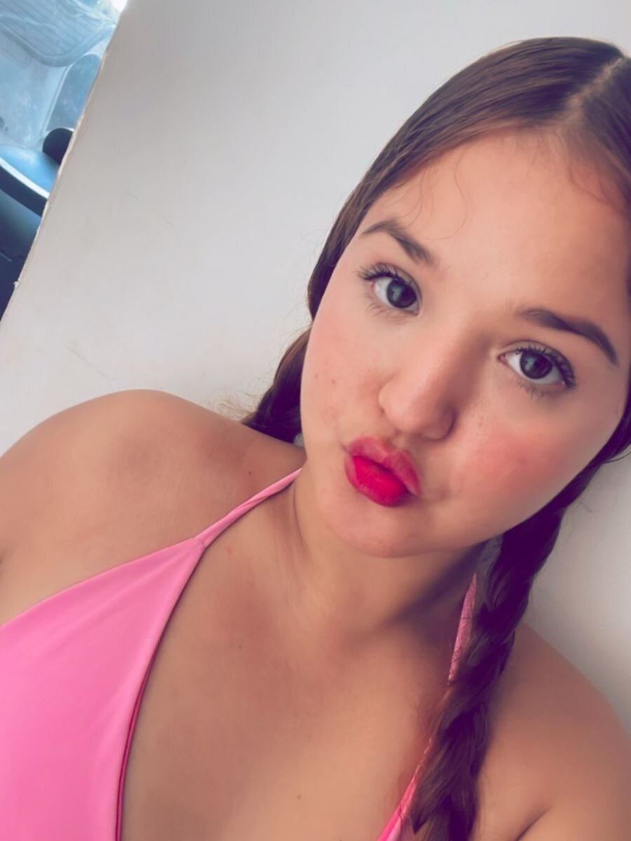 Doll_Aisha's Offline XXX Chat