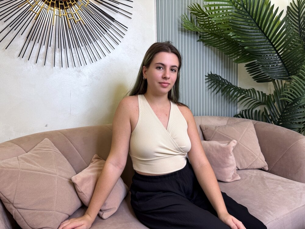 xxx-topcamgirls.com akira_halls livesex profile in paradiseill-be-back-on-january-3 cams
