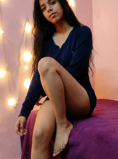 Play_With_AnnieLive Webcam