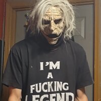 PleasingtheMasses' Offline Chat Room