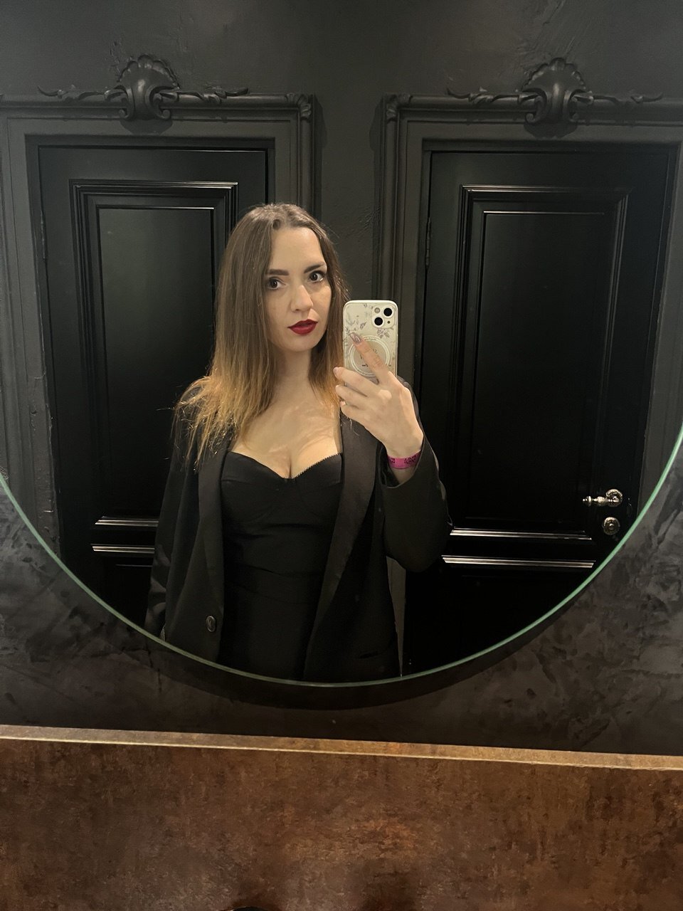 shena_foxy