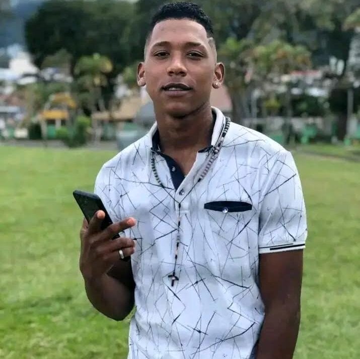 Lyonel_Daniels profile