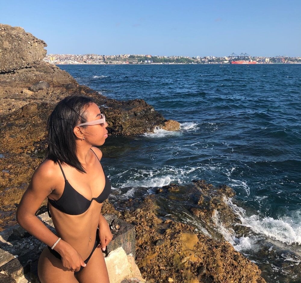 แชท XXX ออฟไลน์ของ Eva_mota