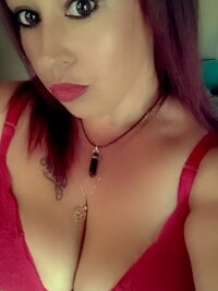 Babydawg3487's Offline Chat Room