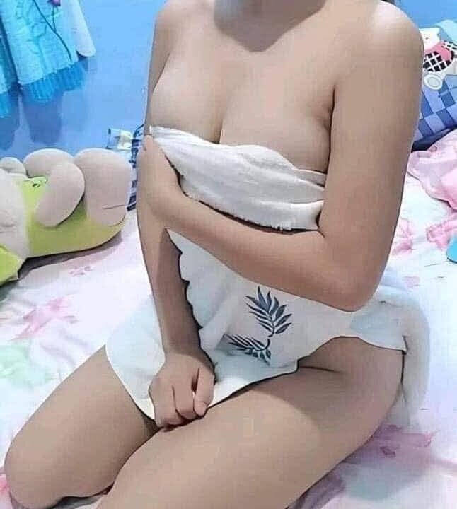 BingBing8866 live cam model at StripChat