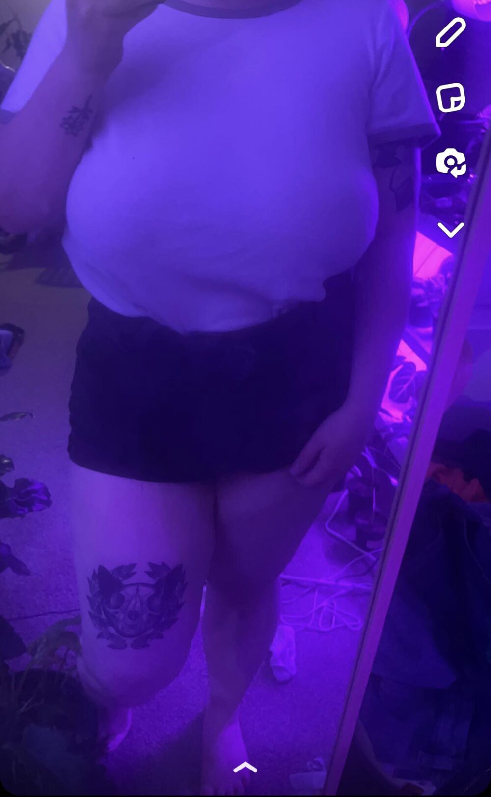 iluvcams.com untouched_soulgirleee livesex profile in large cams