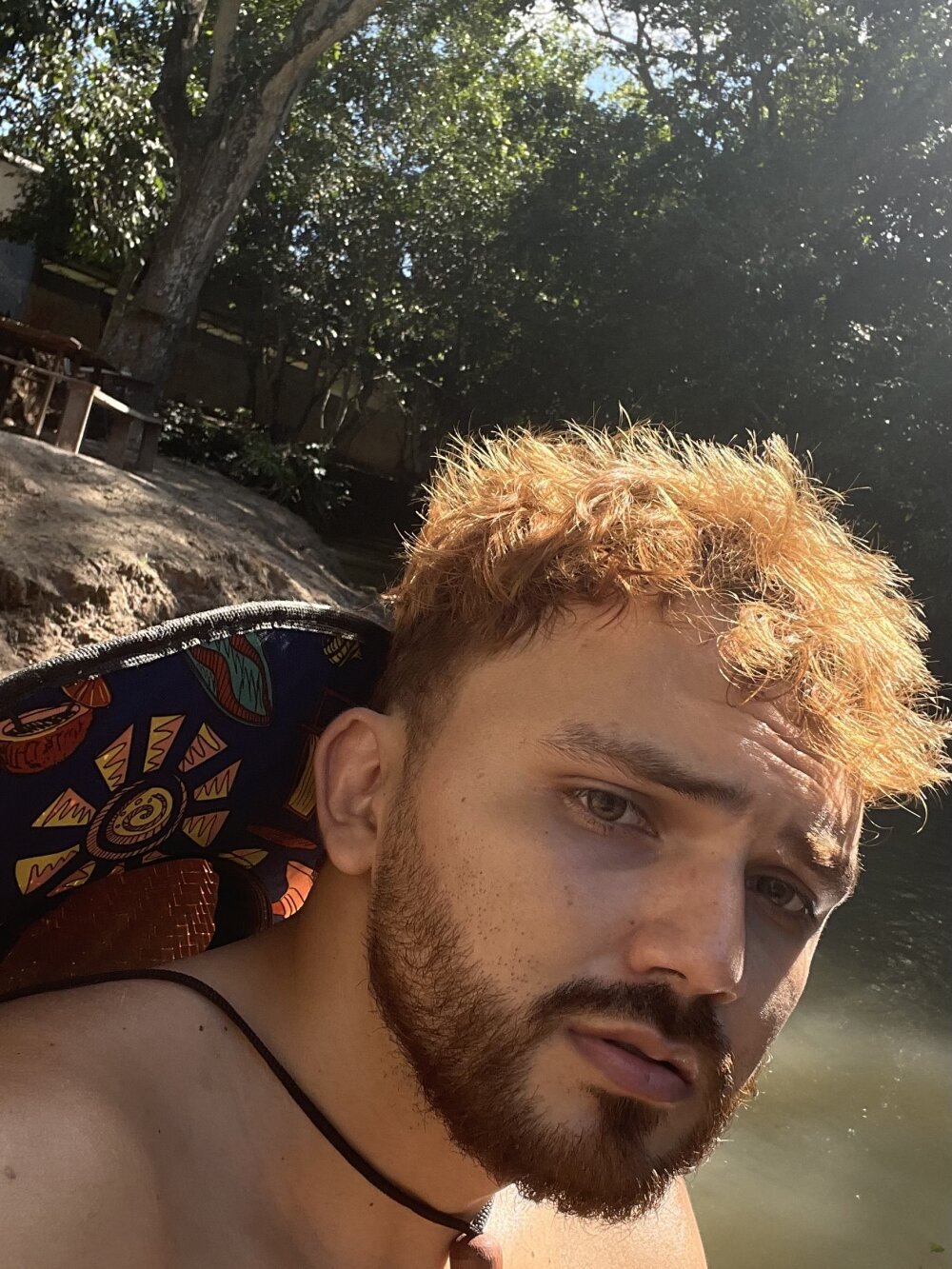 ruivinho66 from stripchat