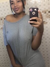 Brownskincookie's Offline Chat Room