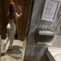 hotmilf20's Offline XXX Chat