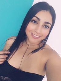 antonella_star's Offline Chat Room