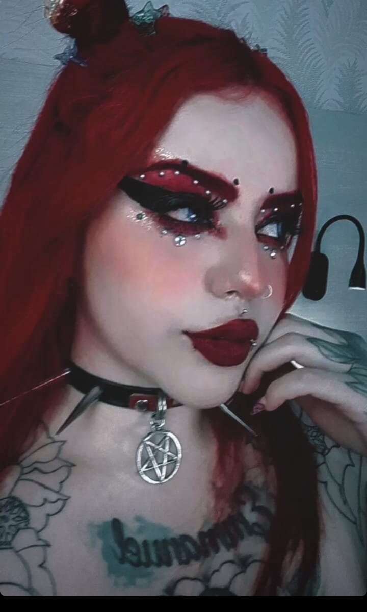 Live sex webcam photo for jannaink_ #289614049