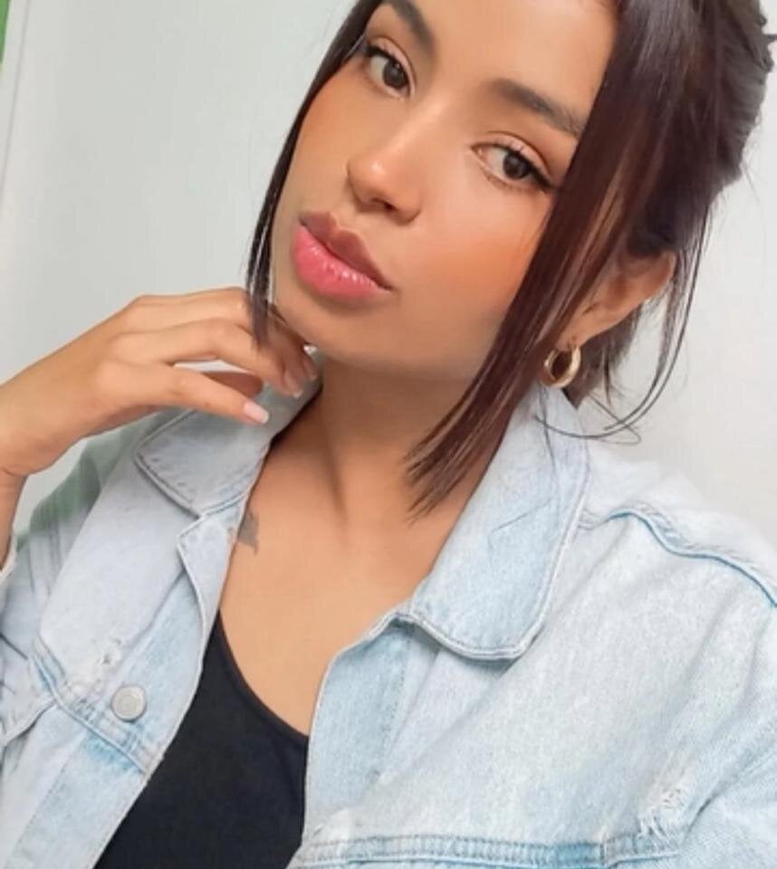 XimenaSole_ 离线XXX聊天
