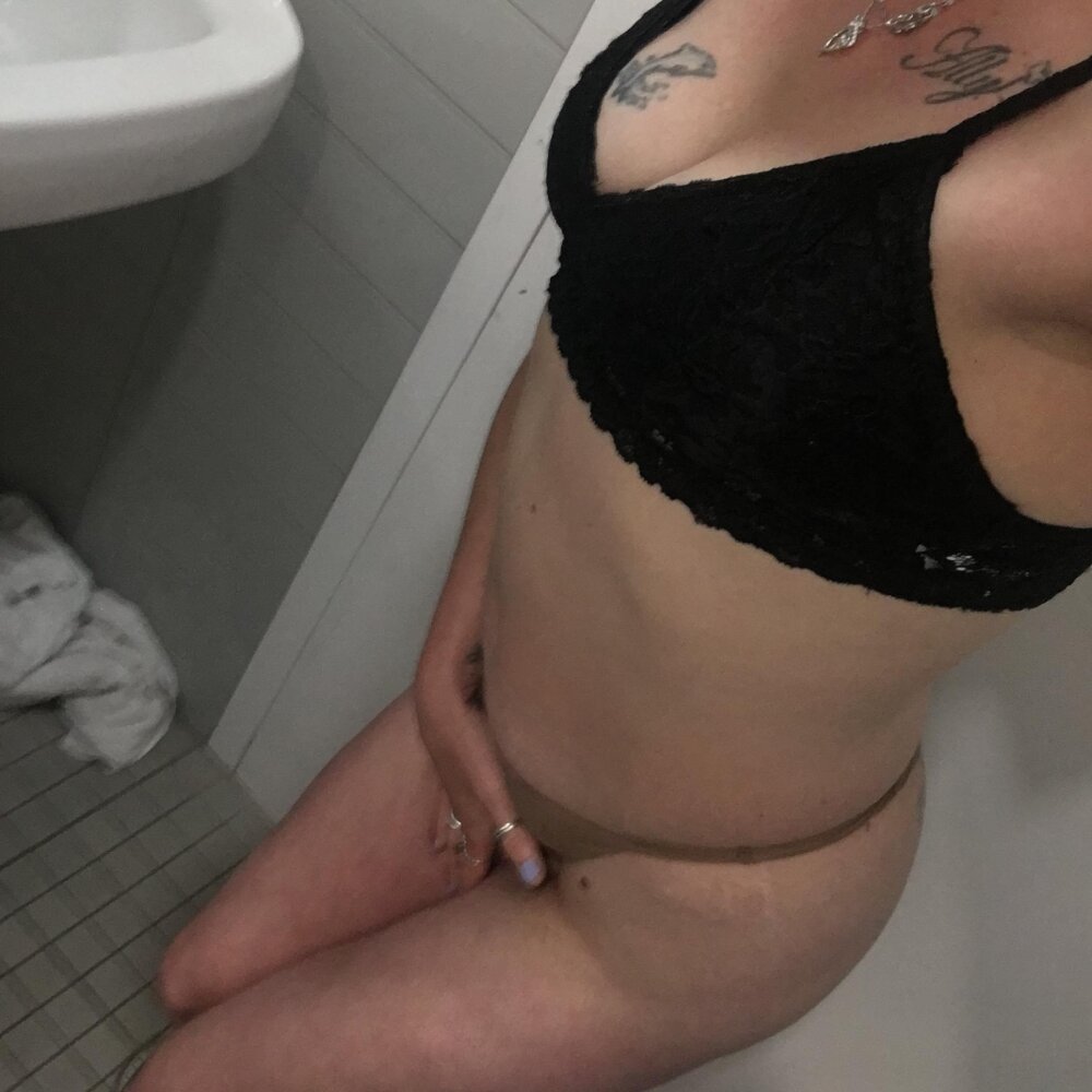 Live sex webcam photo for Baby92534 #289554996