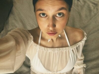 Hiscamsnejka - Stripchat Teen Cam2cam Eroticdance Girl 