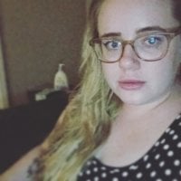 charcharm21's Offline Chat Room