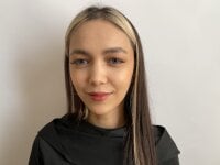 CoventinaGill's Offline Chat Room