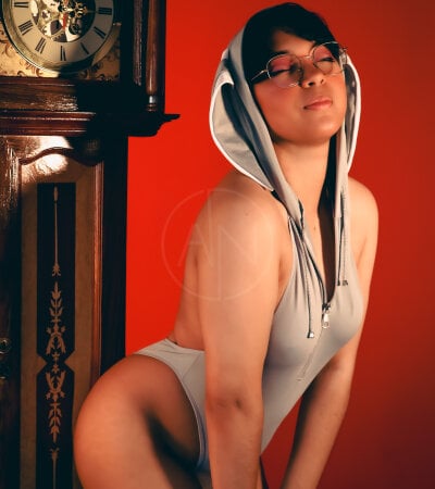Emmaa_Lex Female Oilshow Cam Naked