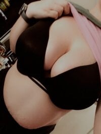 Chrissyx3 Webcam Model Profile
