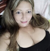 mature_sex00's Offline Chat Room