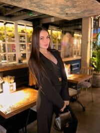 MiraaLes's webcam live show