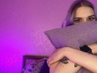 lali_lula's Offline Chat Room