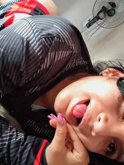 Alina_fox_ Female Petiteteens Online Webcam Adult