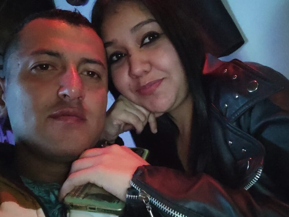 lion_and_kitten from stripchat