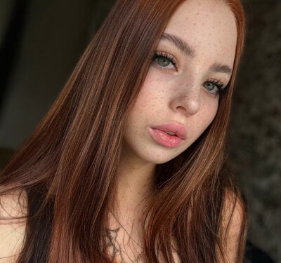 NancyMercer Couple Squirtyoung Free Cam Striptease