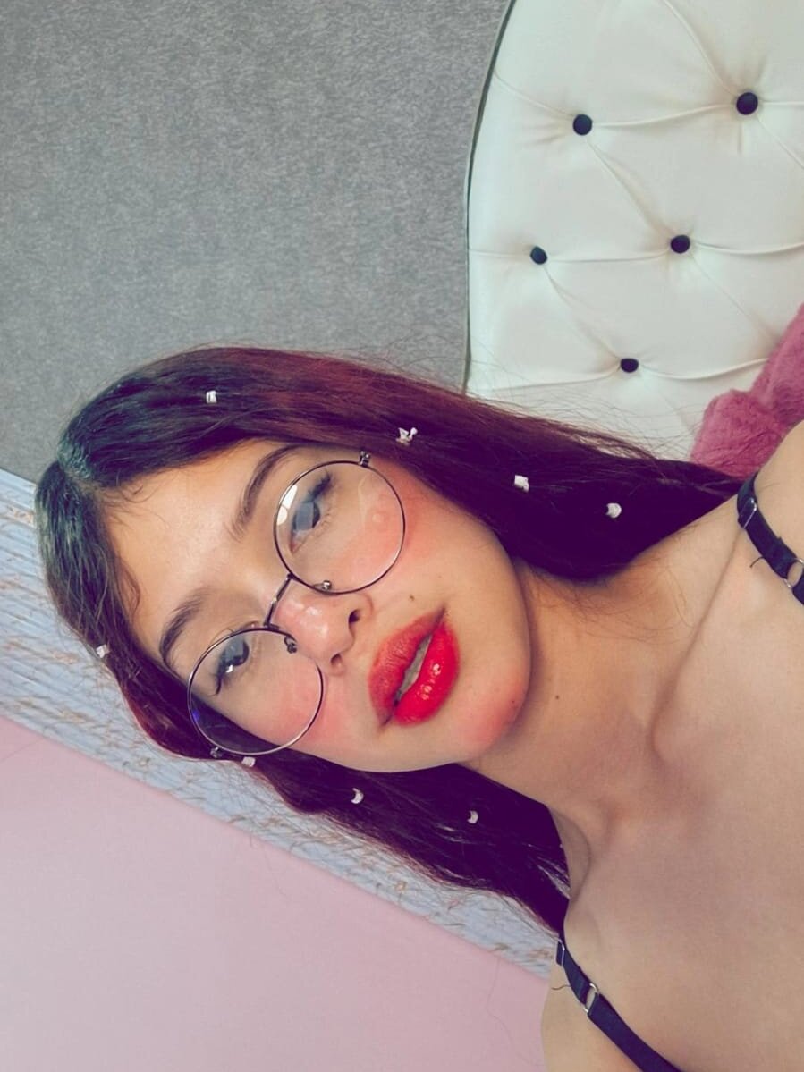 rosse_sato from stripchat