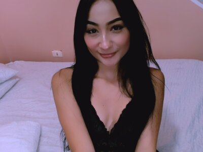 Nataly_petite